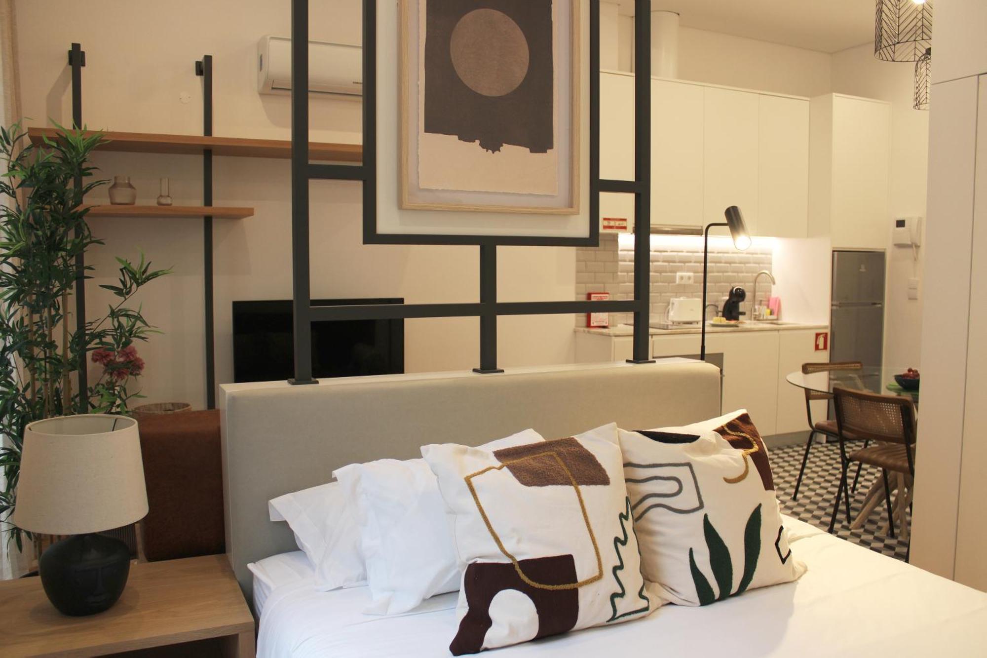 Modern Flat Near Trindade By Lovelystay Porto Eksteriør billede