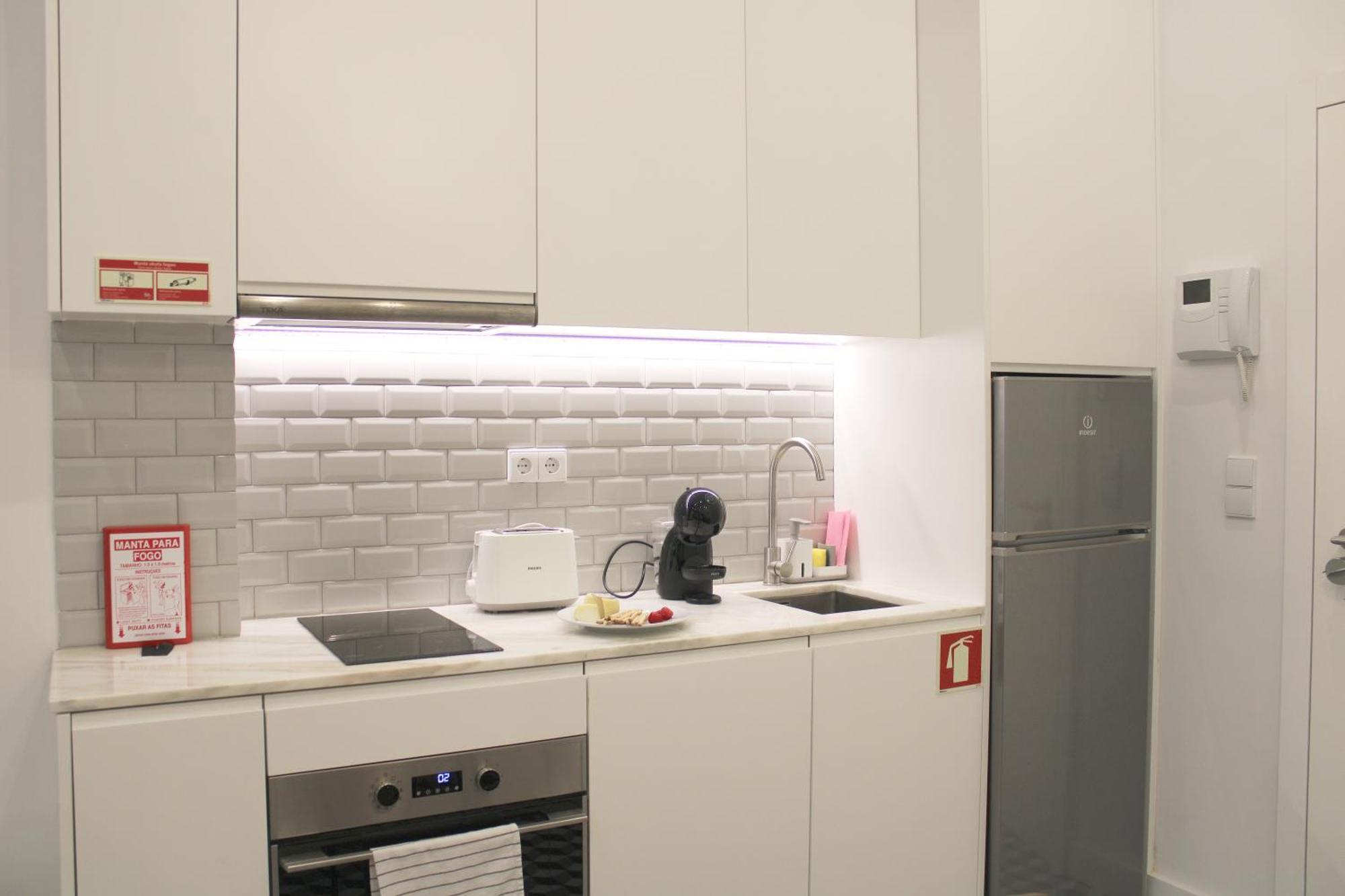 Modern Flat Near Trindade By Lovelystay Porto Eksteriør billede